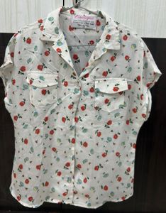 Pretty Cute Floral Shirt😍