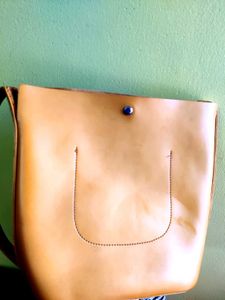 Mustard Yellow Sling Bag for Women🟡