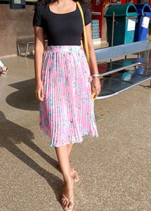 Floral Midi Pleated Skirt