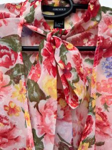 Floral top