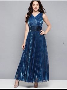 LABEL RITU KUMARAccordion PleatedMaxi Fit &Flare