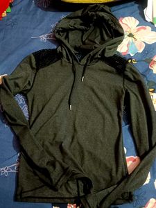 gray and black sports tshirt with cap