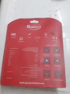Quantum Dual Pin Wired Headphones