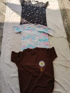 T-Shirt Bundle - Trendy Designs