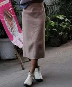 Classic Midi Woolen Skirt