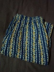 Kurta Set With Matching Dupatta Salwar)