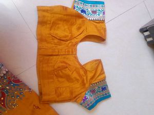 Mustered Saree