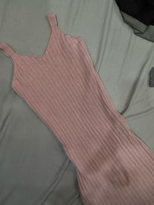 Pink bodycon dress