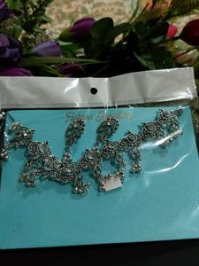 Silver Tone Jewelry Set