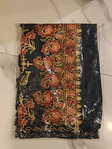 Elegant Floral Shawl Cum Dupatta.