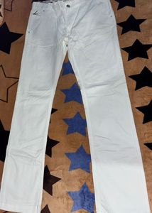 Stylish White Slim Fit Jeans