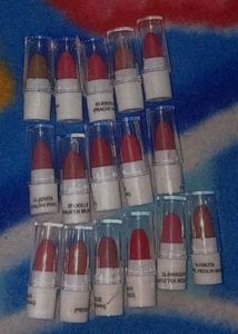 Pack of 16 Just Herbs Lipstick