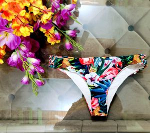 💖 Floral Bikini Bottom