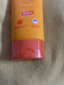 Aqualogica Glow+ Dewy Sunscreen