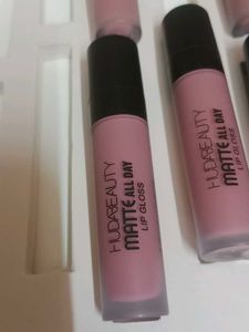 Hudabeauty Matte Lip Gloss Set