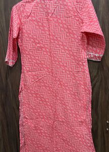 Pink bandhej kurta