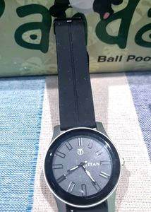 Titan Watch - Black Face, Silver Casing