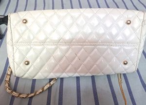 Elegant White Handbag with gold plated locket
