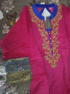 Elegant Red Embroidered Kurta
