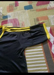 Blue T-Shirt Nd Black Jersey