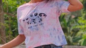 PINK &amp; BLUE TIE DYE T-SHIRT