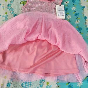 New Frock For 2 To 4Yrs Girls