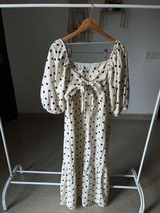 Off White Polka Dot (Plus Size FIT)