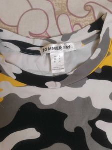 Camo Print Long Sleeve Top