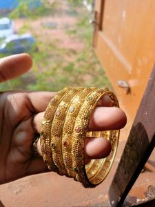 GOLDEN BANGLES