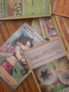 Pokemon cards (250+)