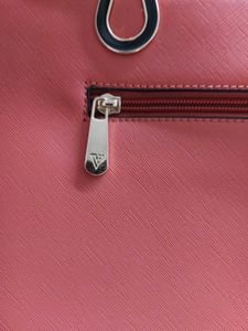 Coral Van HEUSEN HANDBAG With Sling