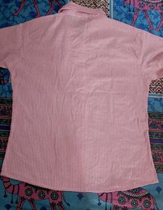 Trendy Pink Shirt For Women 🩷