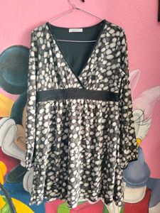 Beautiful Fit And Flare Dress 👗