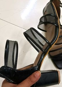 Pretty Black Heels 👠 🖤 Perfect For Party