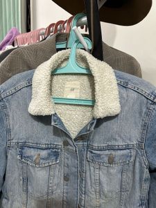 H&amp;M Denim Jacket / Sherpa Collar