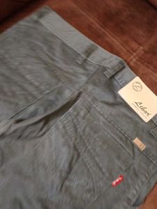 Libor Premium Chinos