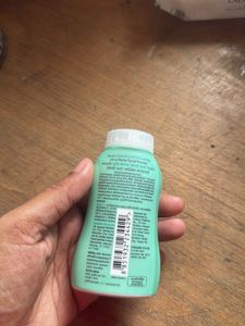 Pond&#39;s Acne &amp; Oil Solution