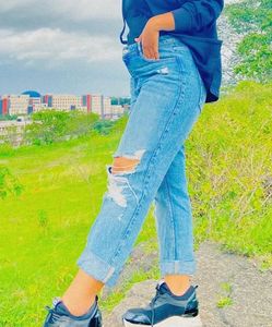 Ripped Denim Jeans 👖