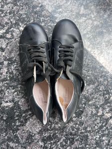 Black Casual Shoes