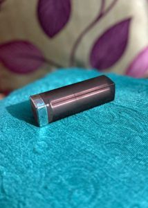 3 Lipstick+ 1 foldable mirror