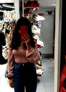 Cute mauve crop top
