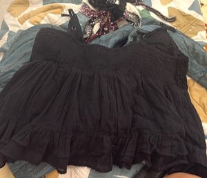 Aeropostale black camisole top with a textured