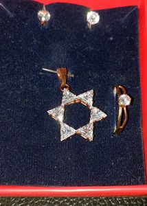 Very Simple But Beautiful Set