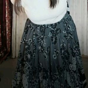 Peasant Skirt Handkerchief Hem Style