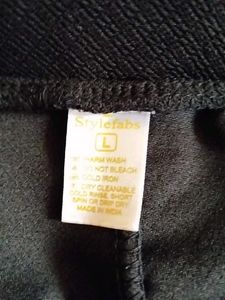 👖 Combo Deal – 2 Stylish Trousers (Waist 30)