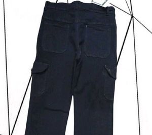 Black Four Pockets Cargo