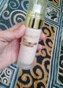 Swiss Beauty High Performance Foundation