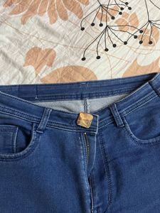 Combo Offer 🤩 Two Jeans and One Cargo Pants