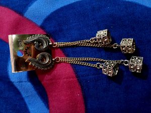 Dangle Cube Earrings