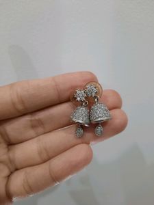 Combo Offer for 2 Cute Earings☘️🌸♥️🥳
